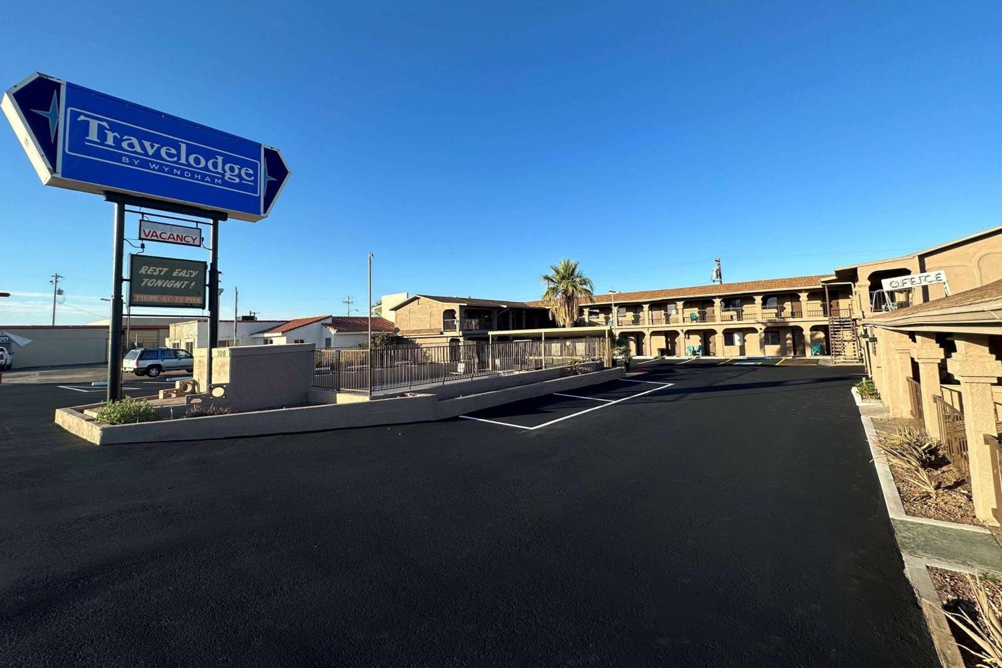 Travelodge By Wyndham Parker Exteriér fotografie