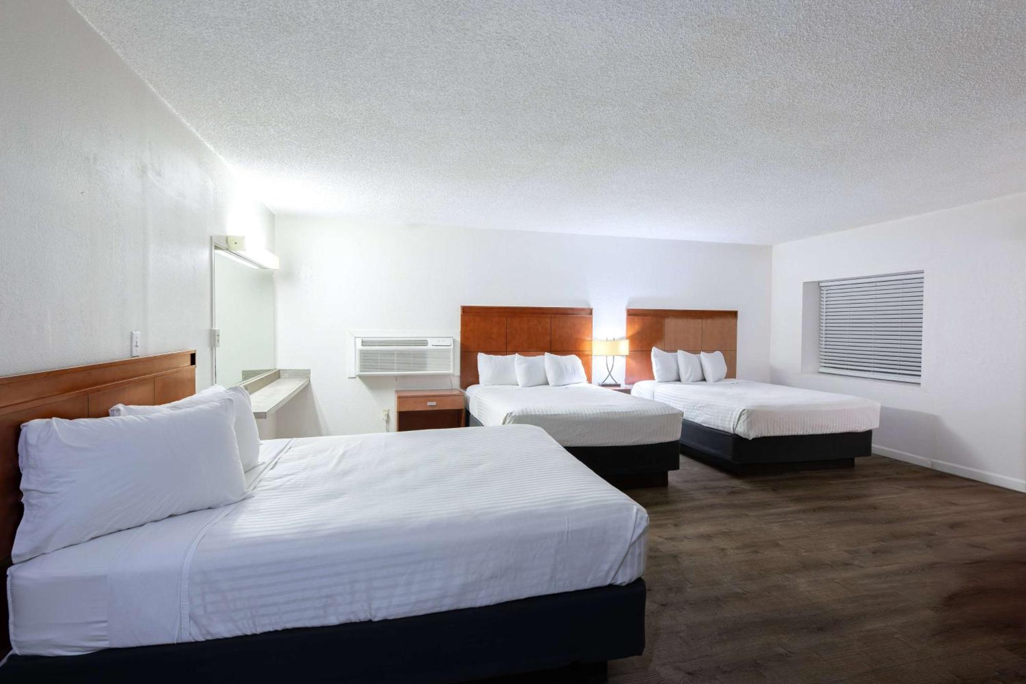 Travelodge By Wyndham Parker Exteriér fotografie